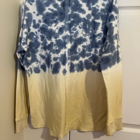NWT wonderly sweater/crewneck - Picture 2 of 4